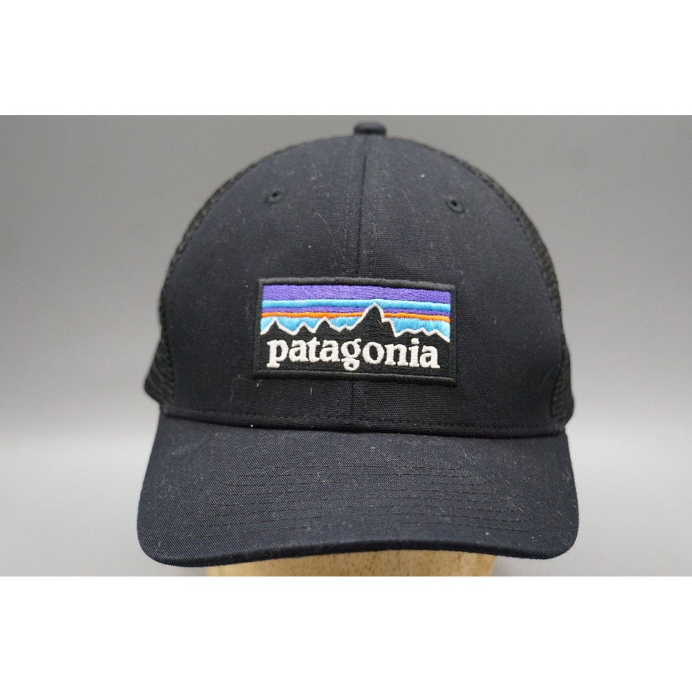 Patagonia P-6 Logo Trucker Hat Black Mesh Snapback Baseball Cap